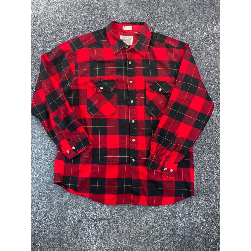 Saugatuck Dry Goods Shirt Men's L Long Sleeve Flannel  Plaid  Vintage Red Black‎